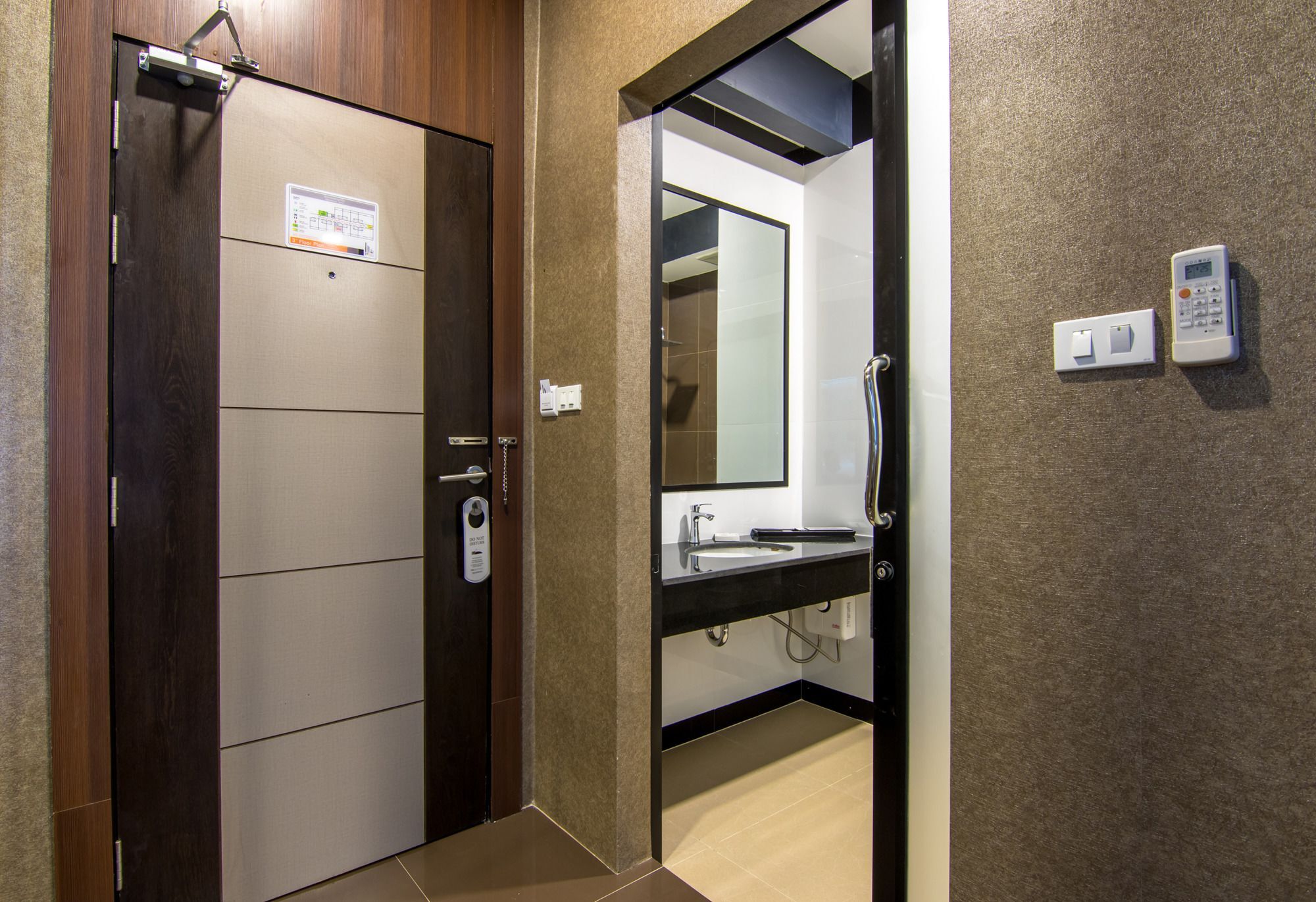 PSG Hotel Udon Thani Buitenkant foto